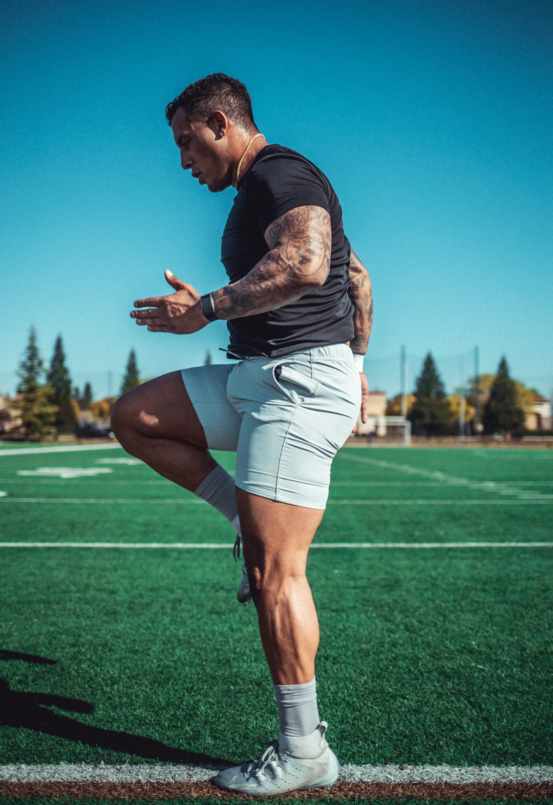 Bigger Calves Than Thighs?  Find Out The Real Cause! - h8el16v